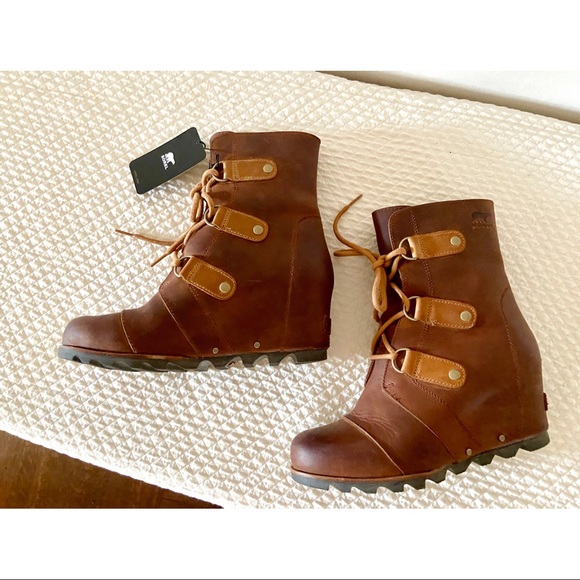 “IT BOOT”- SOREL JOAN OF ARCTIC WEDGE BOOT-EUC-9.5 - Picture 8 of 14